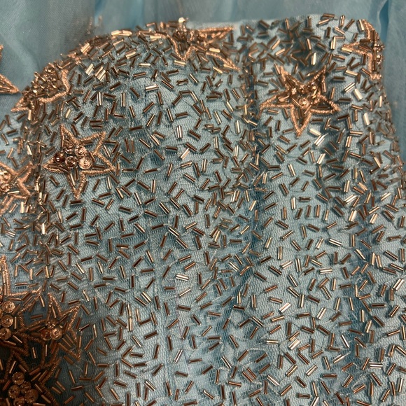 Sherri Hill Ice Blue Strapless Prom Dress with Beaded Star Design Size 4 - Picture 5 of 8